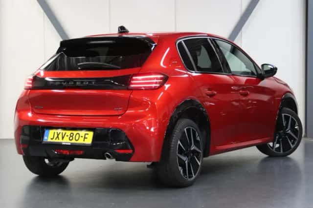 Peugeot 208 (2024) thumbnail 3