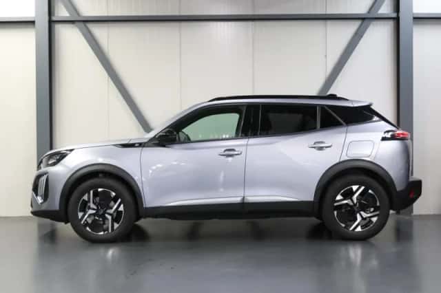 Peugeot e-2008 (2025) thumbnail 2
