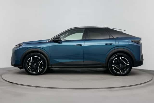 Peugeot e-3008 (2025) thumbnail 2