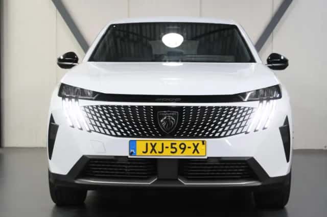 Peugeot 3008 (2025) thumbnail 5