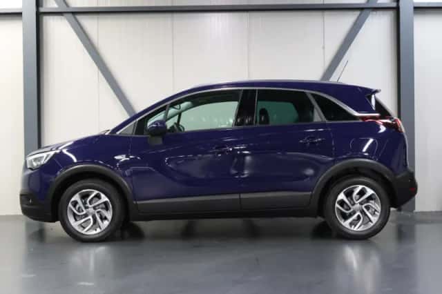 Opel Crossland X (2018) thumbnail 2