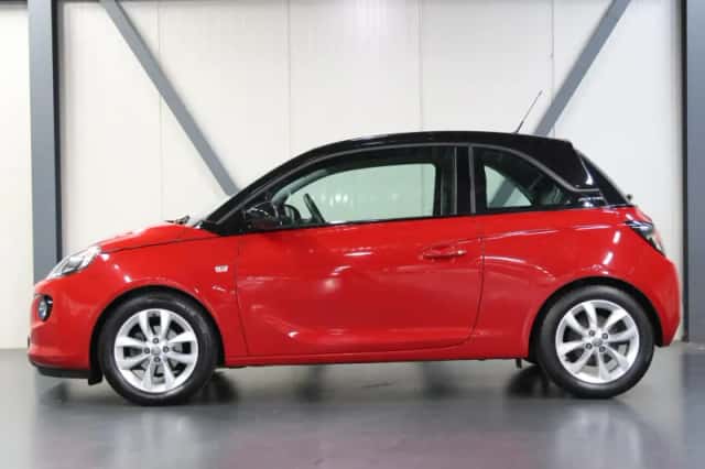 Opel Adam (2018) thumbnail 2