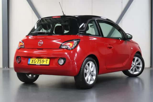 Opel Adam (2018) thumbnail 3