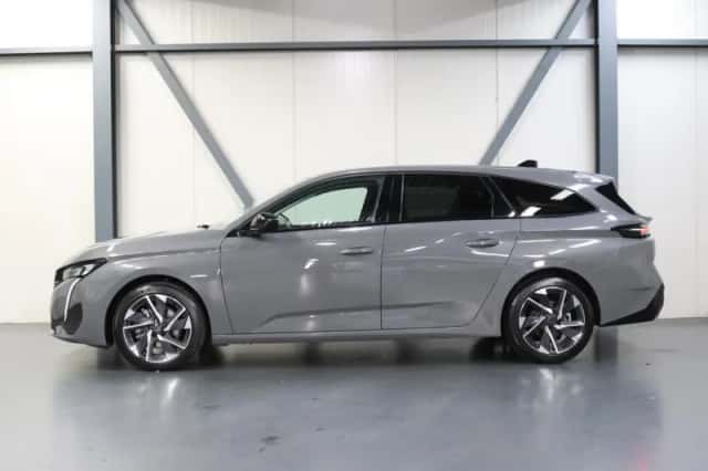 Peugeot 308 (2025) thumbnail 2