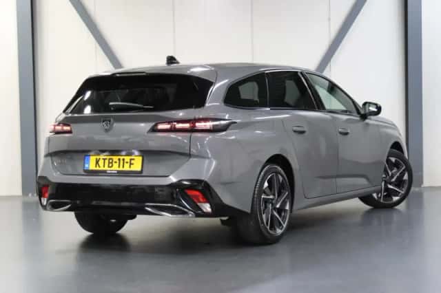 Peugeot 308 (2025) thumbnail 3