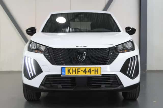 Peugeot e-2008 (2026) thumbnail 5