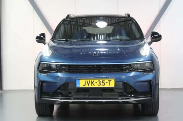 Lynk & Co 01 (2025) thumbnail 5