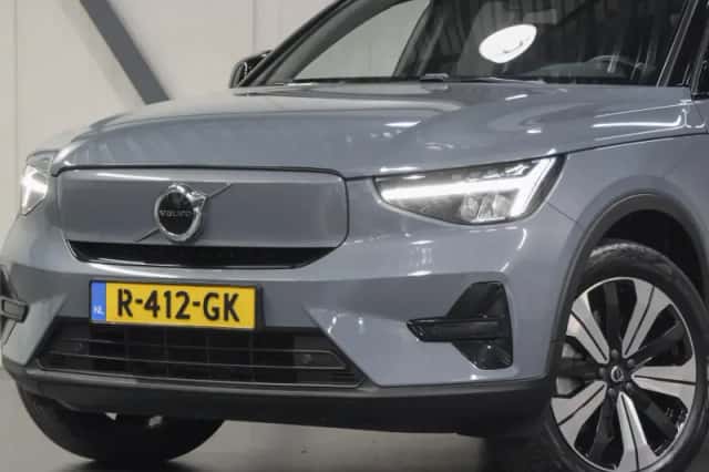 Volvo XC40 (2022) thumbnail 6