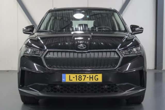 Škoda Enyaq (2021) thumbnail 5
