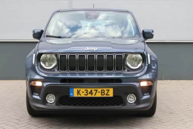 Jeep Renegade (2021) thumbnail 5