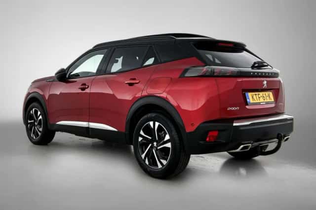 Peugeot 2008 (2020) thumbnail 6