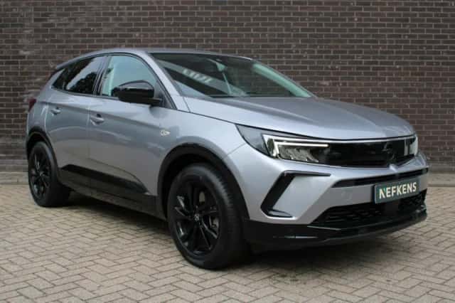 Opel Grandland (2023) thumbnail 3