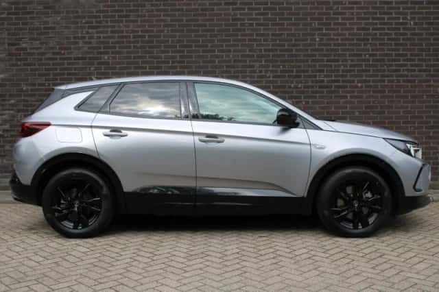 Opel Grandland (2023) thumbnail 5