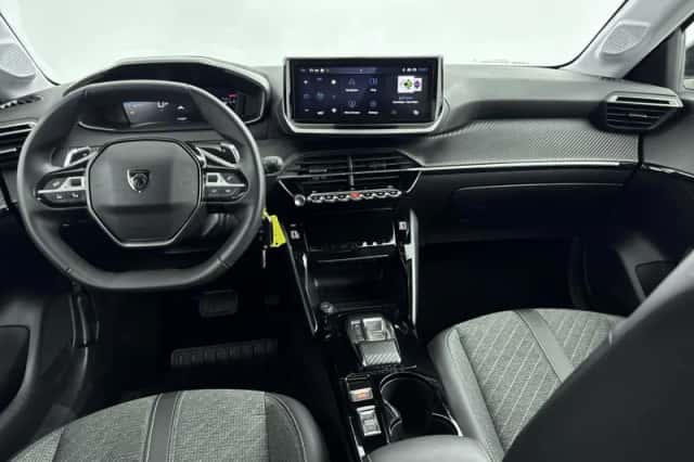 Peugeot 208 (2024) thumbnail 6