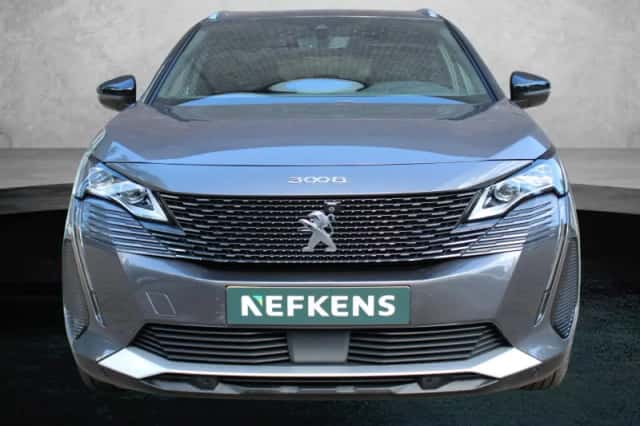 Peugeot 3008 (2021) thumbnail 2
