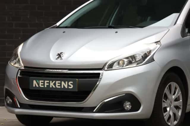 Peugeot 208 (2017) thumbnail 6