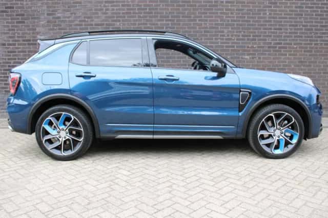 Lynk & Co 01 (2025) thumbnail 5