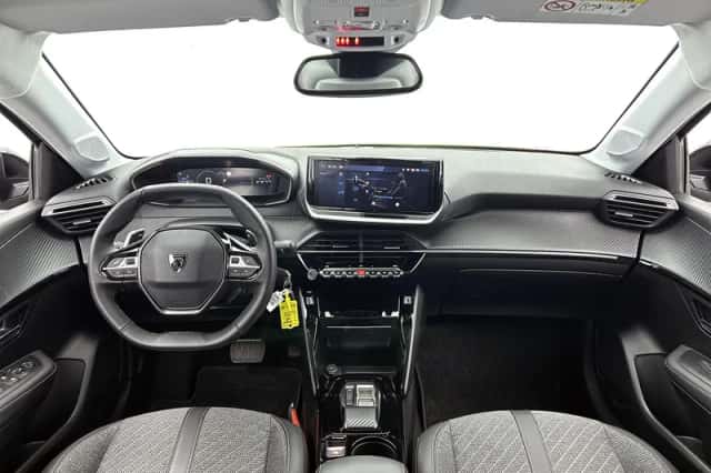 Peugeot 208 (2024) thumbnail 5