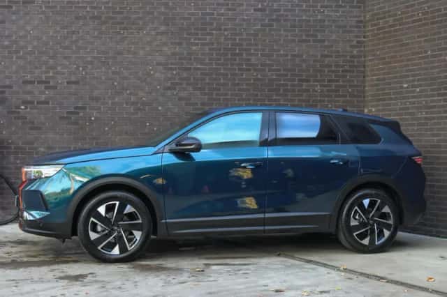 Opel Grandland (2025) thumbnail 2