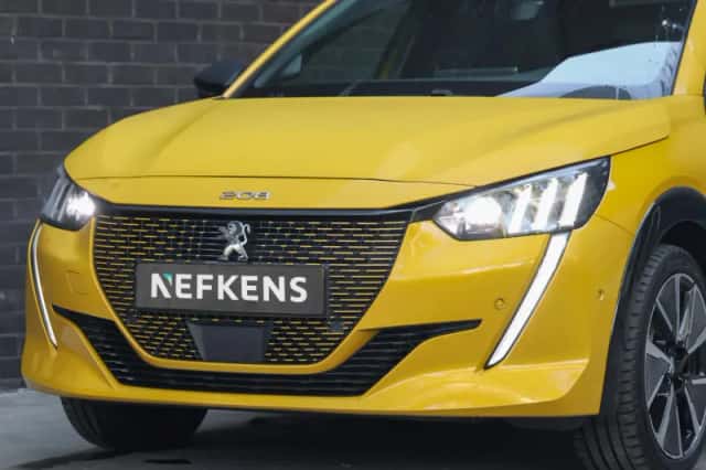 Peugeot e-208 (2021) thumbnail 6