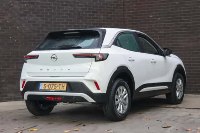 Opel Mokka (2023) thumbnail 3