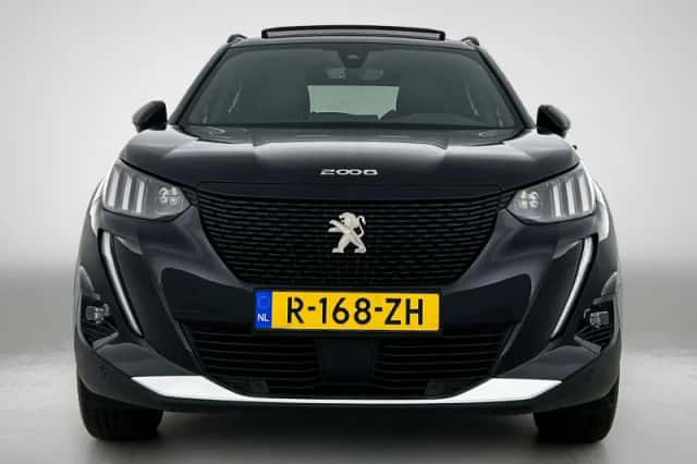 Peugeot e-2008 (2022) thumbnail 4
