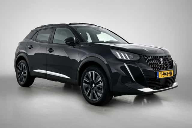 Peugeot 2008 (2023) thumbnail 2