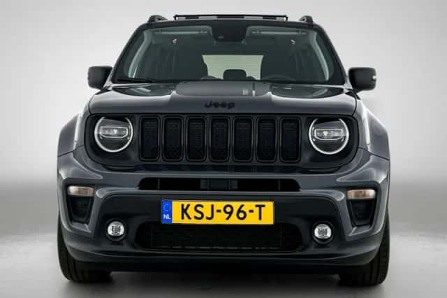 Jeep Renegade (2025) thumbnail 4