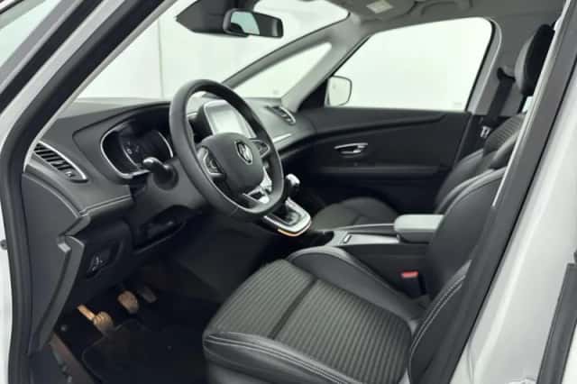 Renault Grand Scénic (2019) thumbnail 5