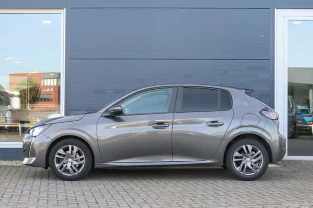 Peugeot 208 (2021) thumbnail 2