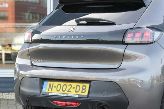 Peugeot 208 (2021) thumbnail 6