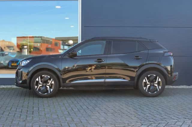 Peugeot e-2008 (2023) thumbnail 2