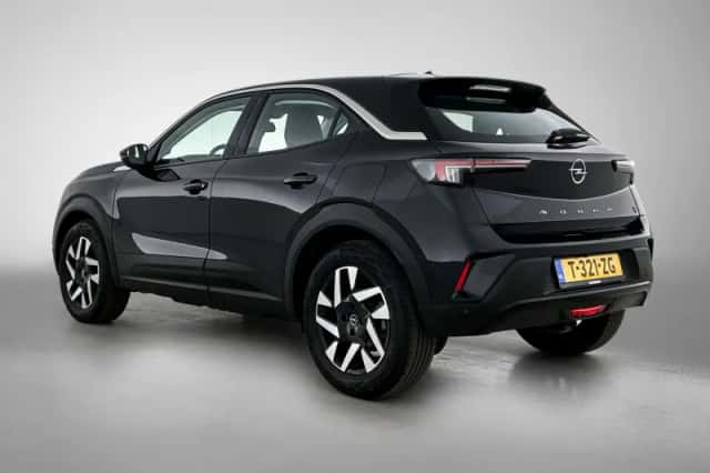 Opel Mokka-e (2023) thumbnail 6