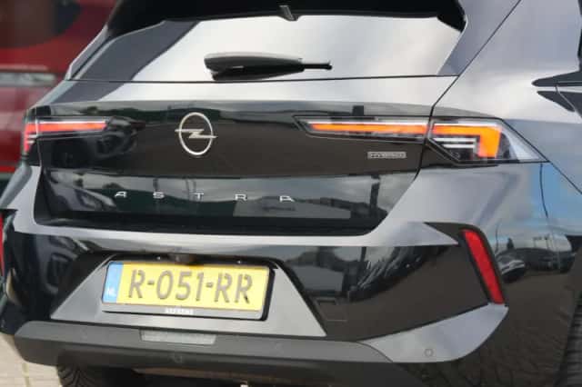 Opel Astra (2022) thumbnail 6