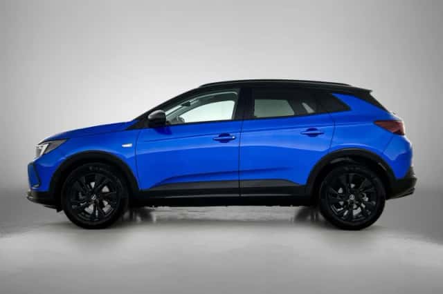 Opel Grandland (2022) thumbnail 2
