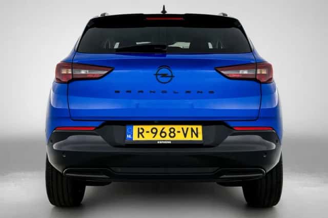 Opel Grandland (2022) thumbnail 4