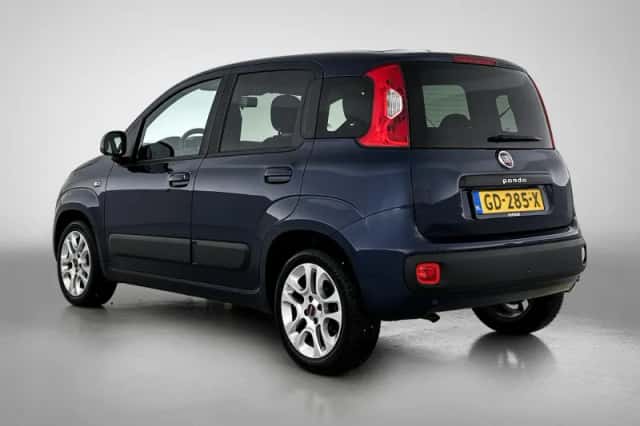 Fiat Panda (2015) thumbnail 6