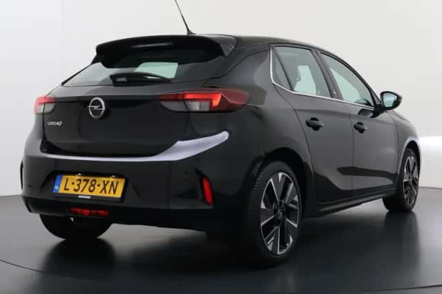 Opel Corsa-e (2021) thumbnail 3