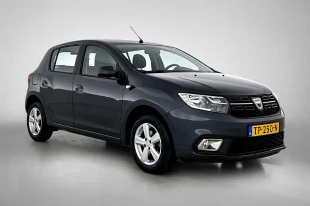 Dacia Sandero (2018) thumbnail 2