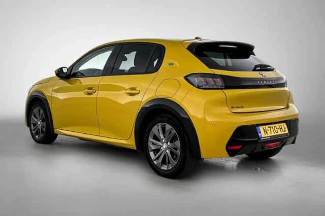 Peugeot e-208 (2021) thumbnail 3