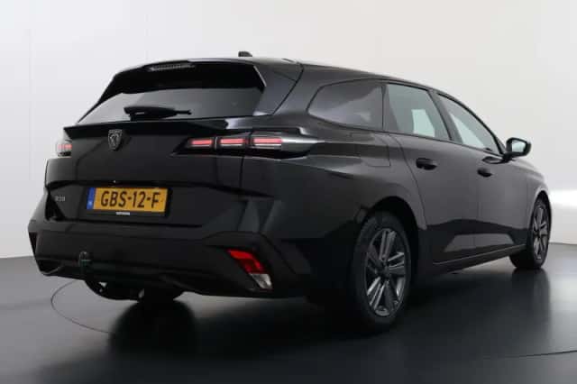 Peugeot 308 (2024) thumbnail 3