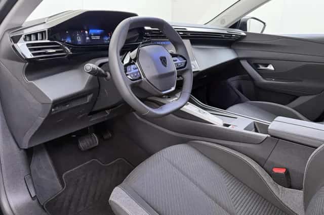 Peugeot 308 (2024) thumbnail 5