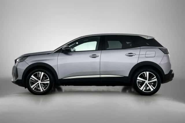Peugeot 3008 (2024) thumbnail 6