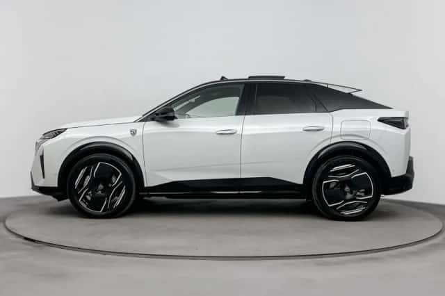 Peugeot e-3008 (2025) thumbnail 2