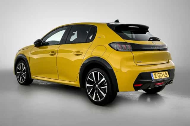 Peugeot 208 (2021) thumbnail 3