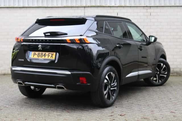 Peugeot 2008 (2022) thumbnail 3