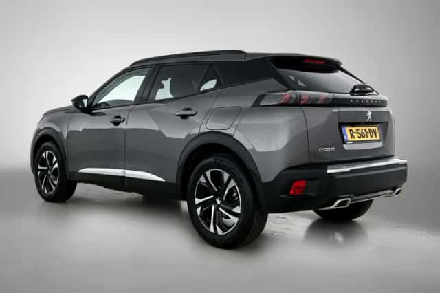 Peugeot 2008 (2022) thumbnail 3
