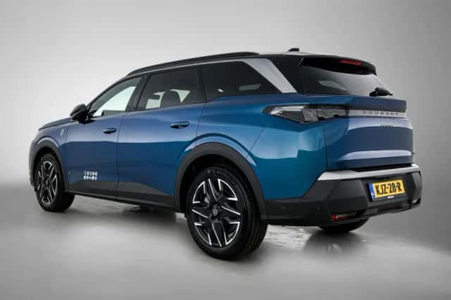 Peugeot 5008 (2026) thumbnail 3
