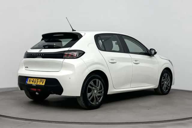 Peugeot 208 (2021) thumbnail 3