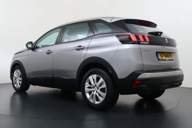 Peugeot 3008 (2019) thumbnail 5
